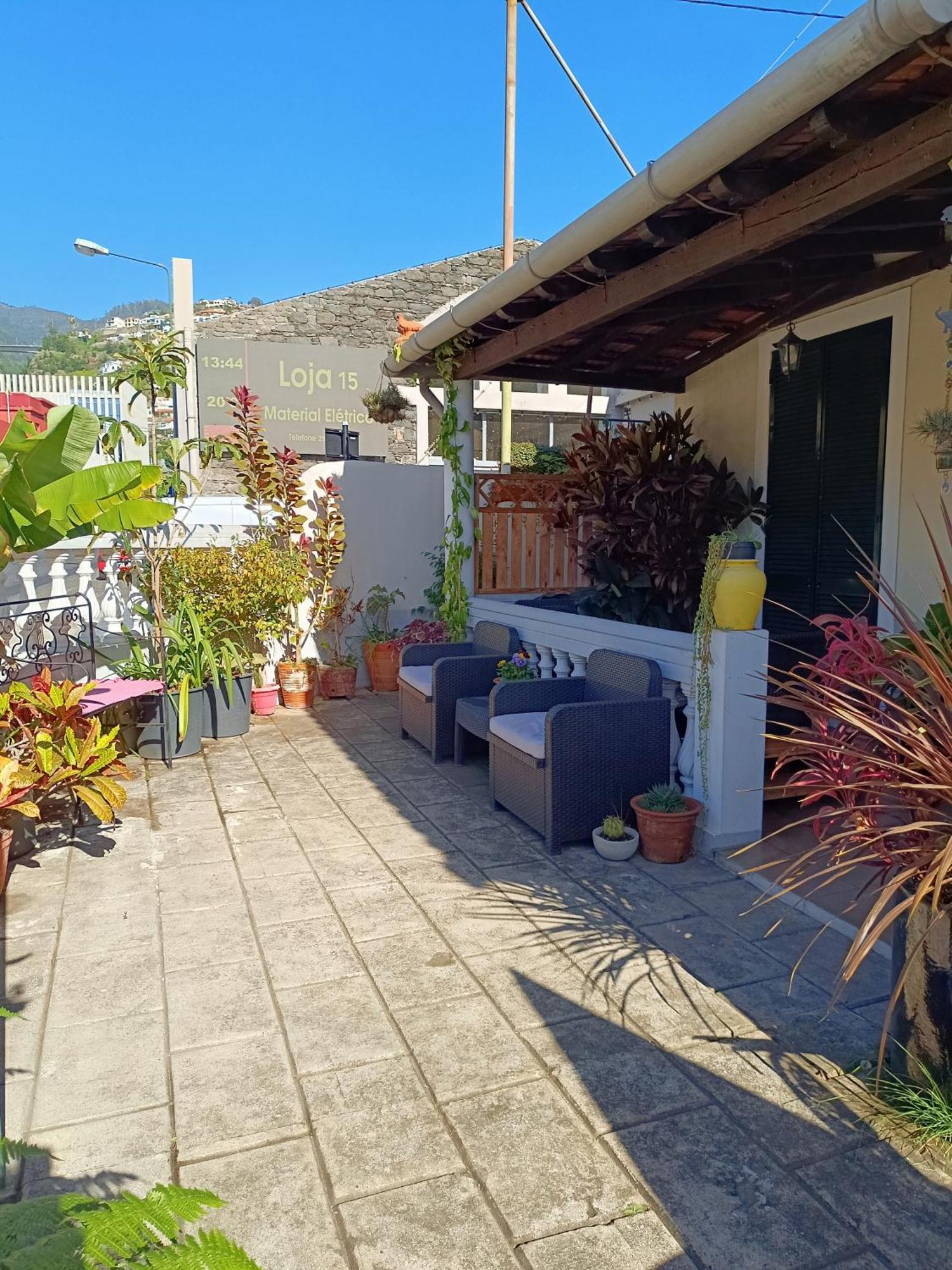 Home & Flower - Private Bedrooms Funchal Exteriér fotografie