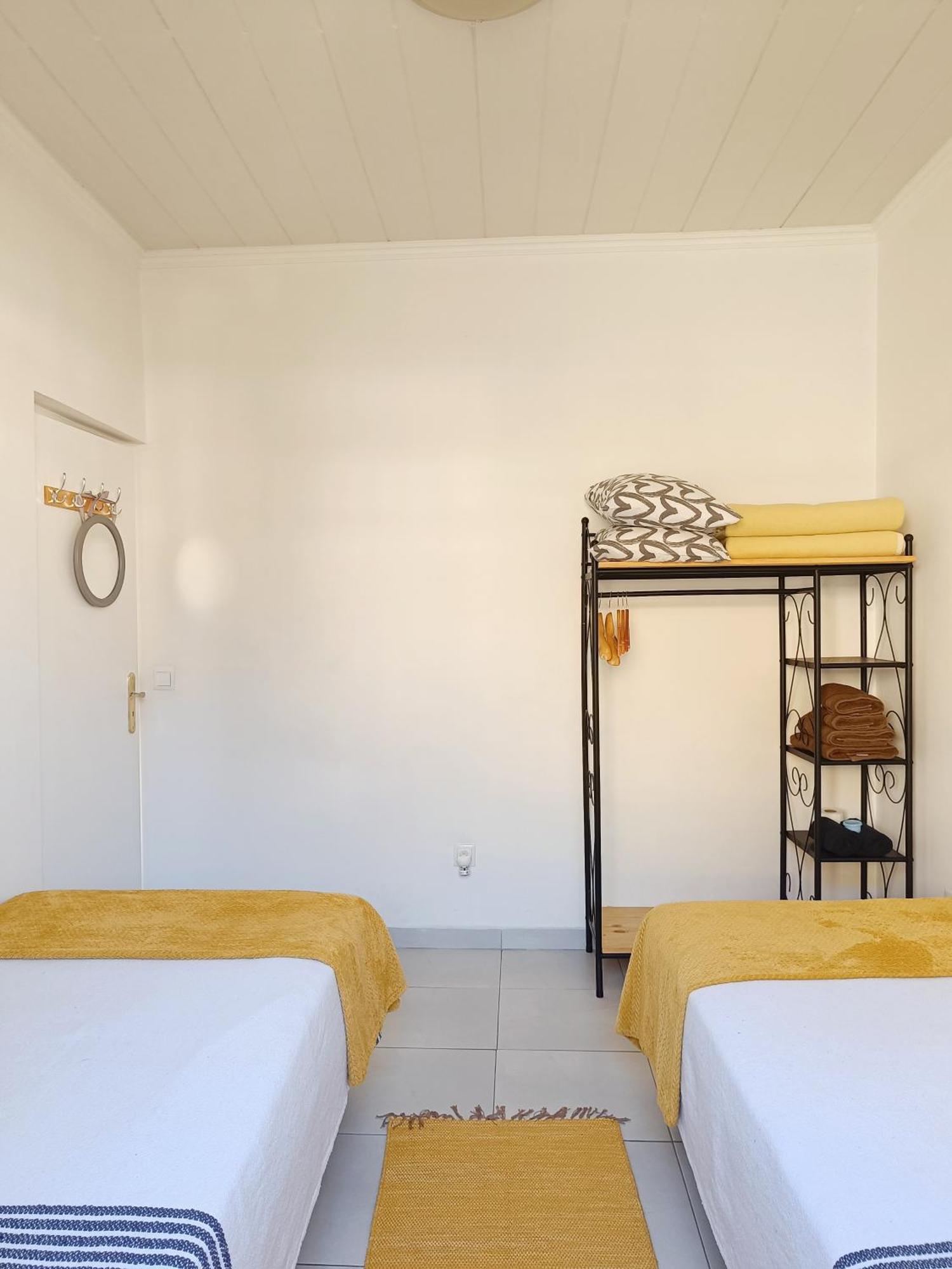 Home & Flower - Private Bedrooms Funchal Exteriér fotografie