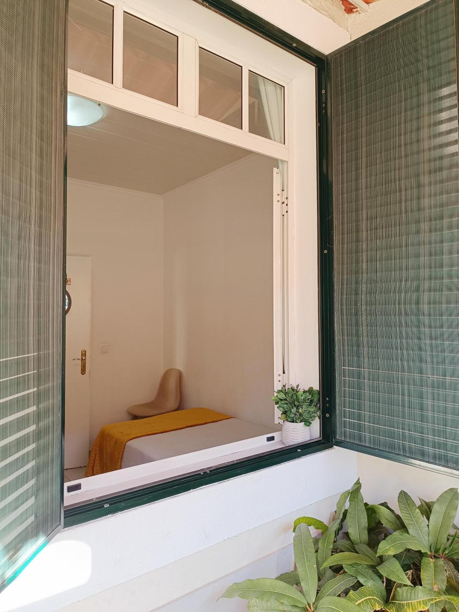 Home & Flower - Private Bedrooms Funchal Pokoj fotografie